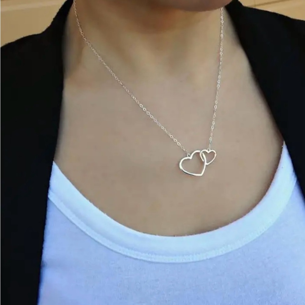 🆕 Silver  Necklace Silver Serenade Dbl Hrt - Picture 2 of 4